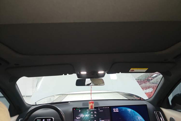 Used Li Auto L8 2023 Air model
