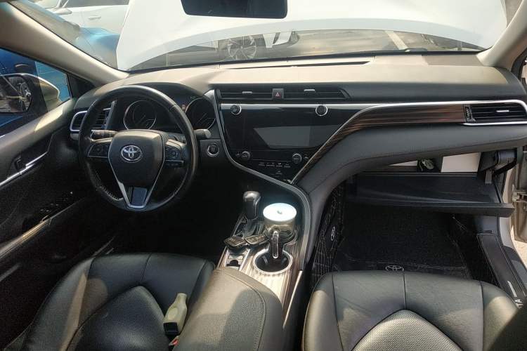 Used Toyota Camry 2019 2.0G Luxury Edition China V Standard