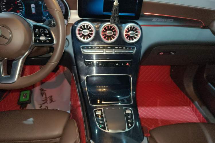 Used Mercedes-Benz GLC 2022 Second Facelift GLC 260 L 4MATIC Dynamic Edition
