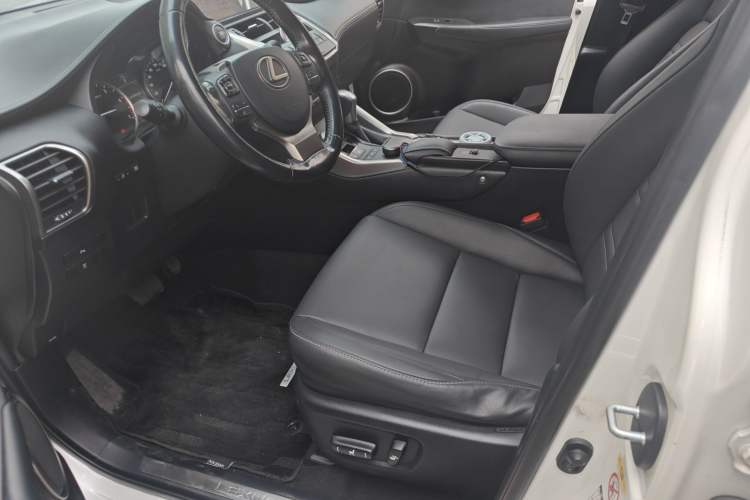 Used Lexus NX 2015 200T All-Wheel-Drive Fēngshàng Edition Left Front Seat