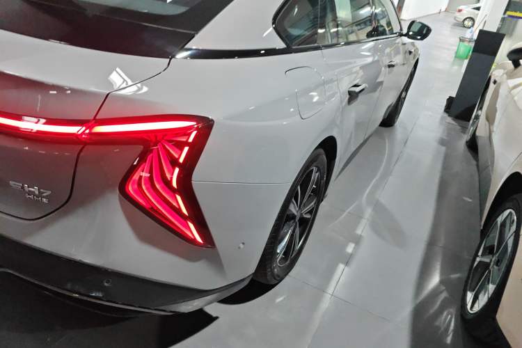 Used Hongqi EH7 2024 690 Pro