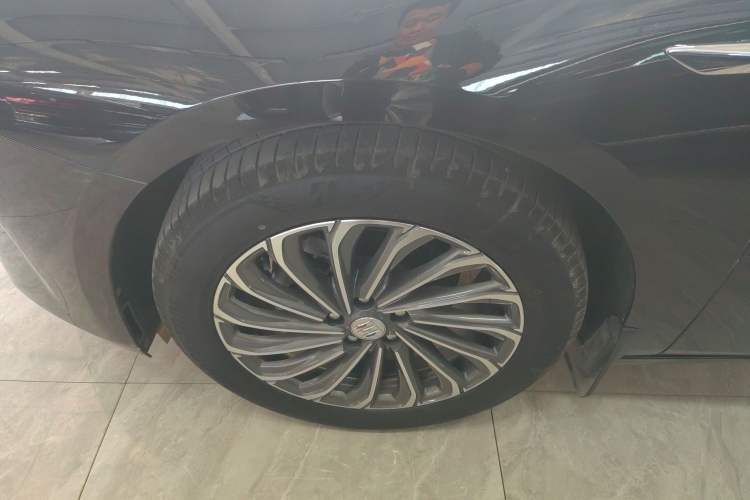 Used Buick LaCrosse 2024 28T Luxury Edition
