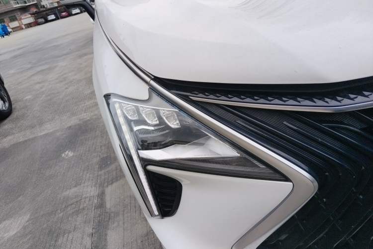 Used FORTHING Yacht 2022 1.5T DCT Chasing-the-Waves Edition
