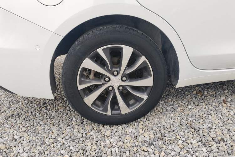 Used Buick Excelle GX 2018 18T Automatic Elite Model
