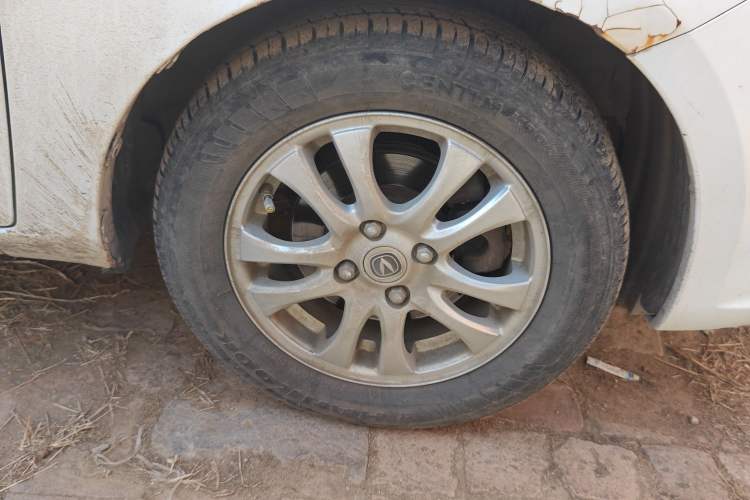 Used CHANGAN Alsvin V3 2015 1.4L Manual Meiman Model China IV Standard