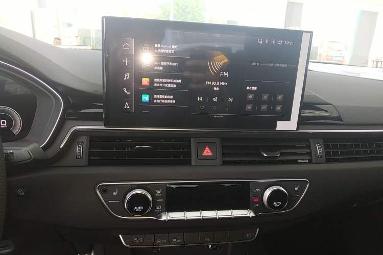 Used Audi A4L 2024 40 TFSI Luxury Dynamic Edition Audio And AC Panel