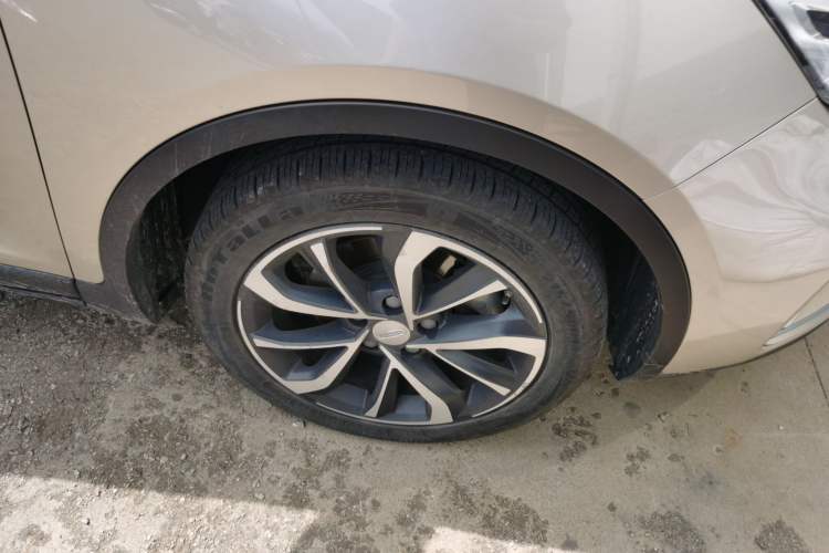 Used Geely Auto Emgrand GS 2020 1.4T CVT Ya Right Front Wheel Hub