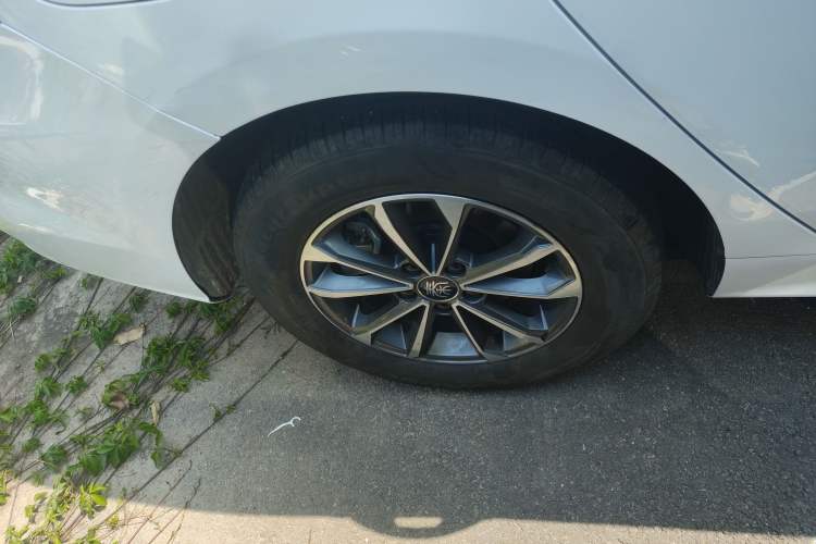 Used BYD Qin PLUS 2024 HONOR Edition DM-i 55KM Leading Model