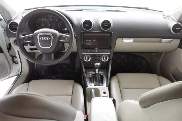 Used Audi A3 2010 Sportback 1.8T Luxury Model Center Console