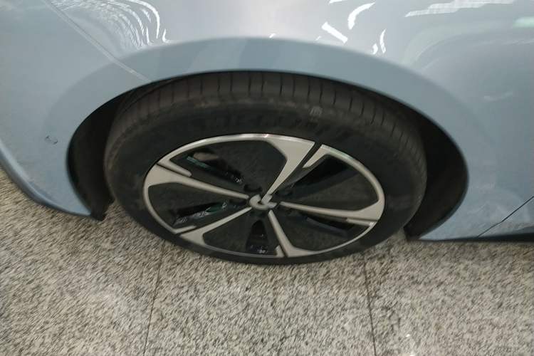 Used Nio ET5T 2024 75kWh Touring Exterior 4