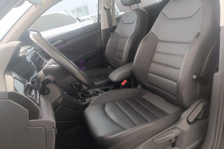 Used Volkswagen Tharu 2021 280TSI Two-Wheel-Drive Luxury Edition