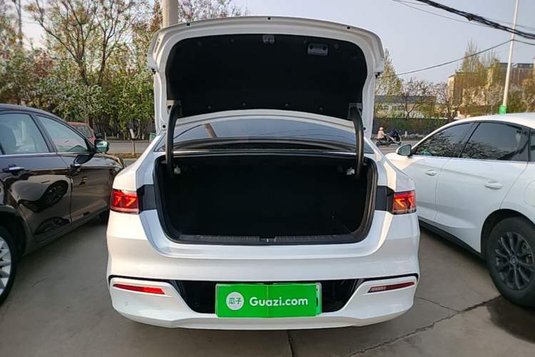 Used BYD Qin PLUS 2024 HONOR Edition DM-i 55KM Leading Model Trunk