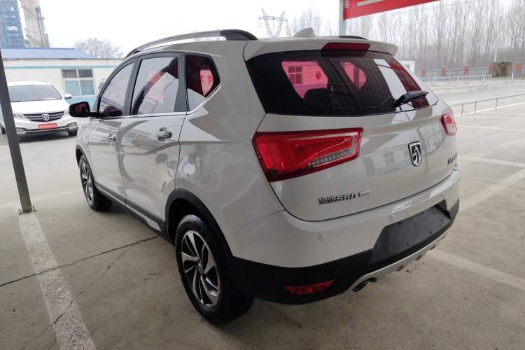 Used Baojun 560 2016 1.5T Manual Luxury Model