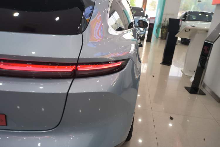 Used Nio ET5T 2023 75 kWh Touring