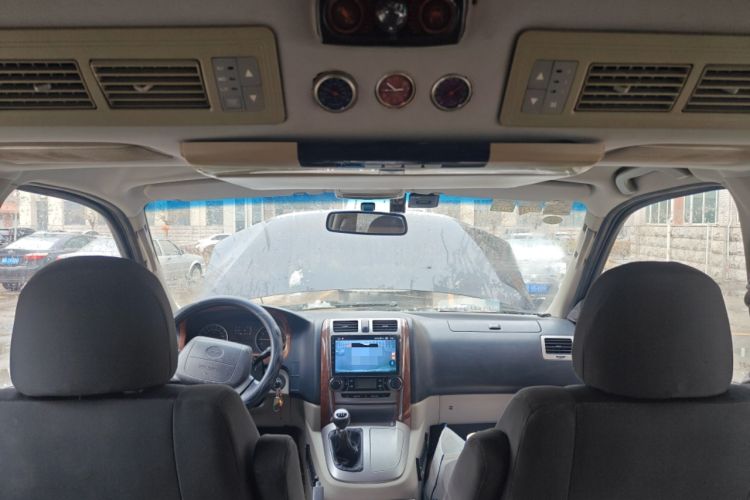 Used Jinbei Grace 2016 2.2L Classic Edition Standard Version Long Wheelbase 10 Seats
