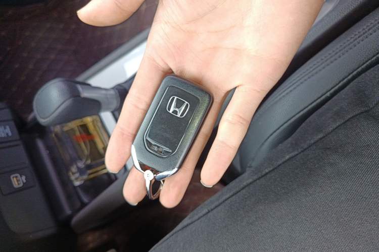 Used Honda LIFE 2021 1.5L CVT SPORT Heartbeat Edition
