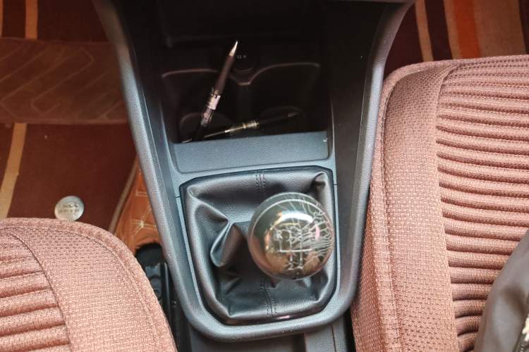 Used Volkswagen Santana 2016 1.6L Manual Fashion Edition
