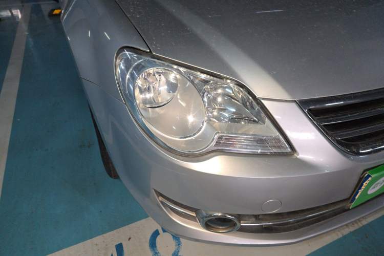 Used Volkswagen Bora 2012 1.6L Manual Fashion Edition
