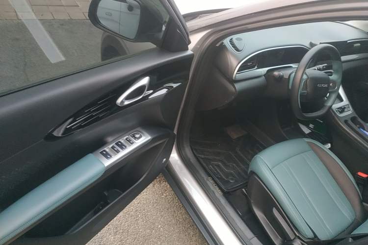 Used Geely Galaxy Geome 2025 310km Youth Edition Interior 3