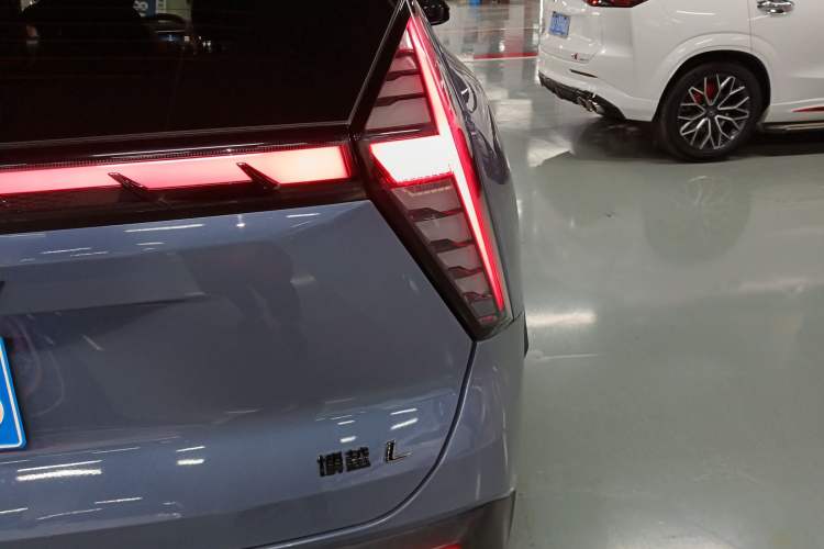 Used Geely Auto FX11 2023 2.0TD DCT Flagship Version