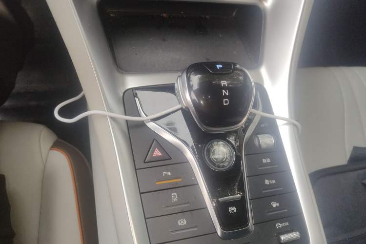 Used BYD Song Pro New Energy 2023 Champion Edition DM-i 110KM Beyond Model Gear Lever