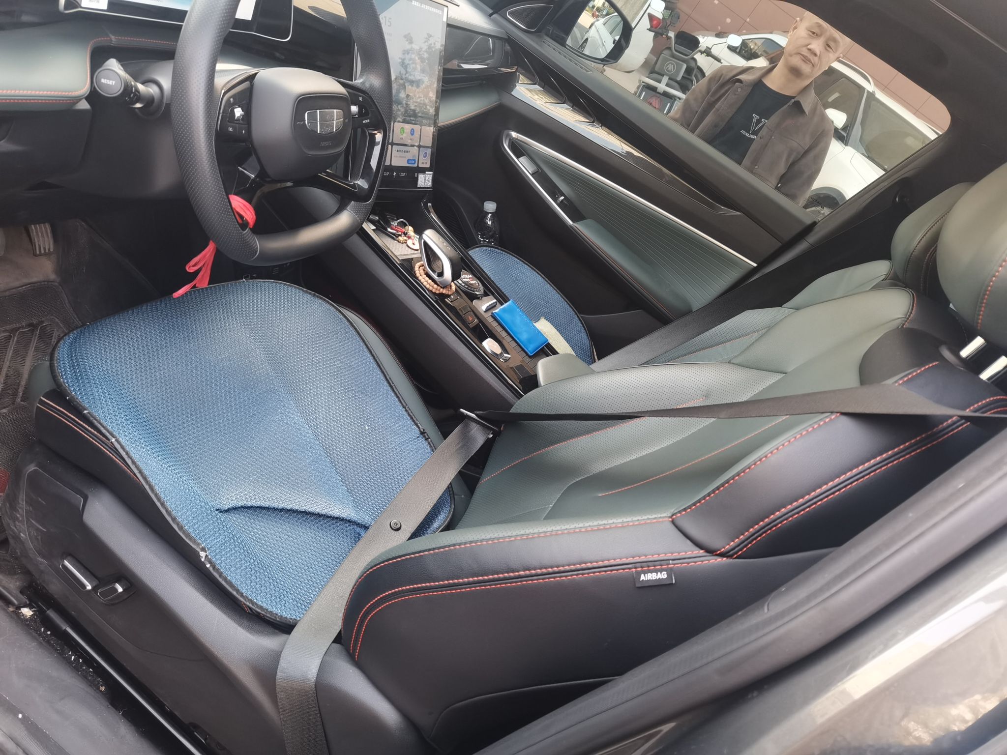 Geely Auto Emgrand X7 Sport 2024 1.5TD Dragon Edition — снимка 15