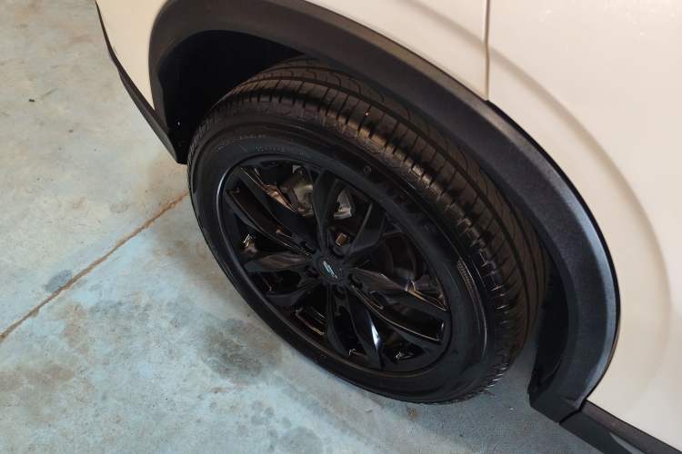 Used CHANGAN OSHAN X5 PLUS 2023 1.5T DCT Excellence Edition
