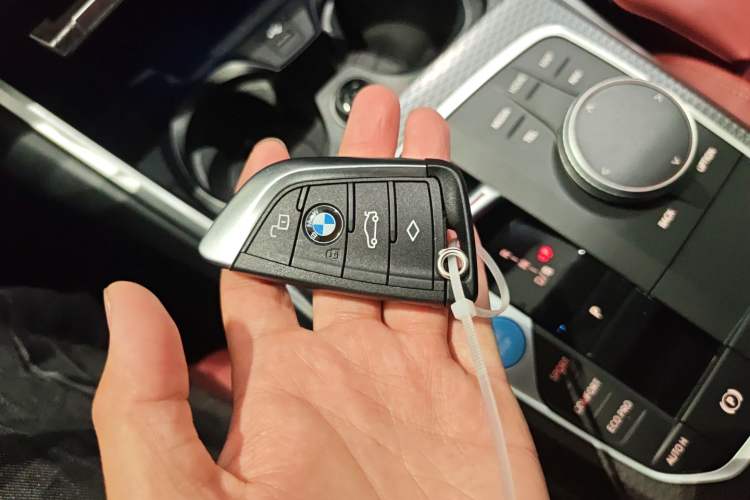 Used BMW i3 2024 eDrive 40 L Midnight Edition Vehicle Key