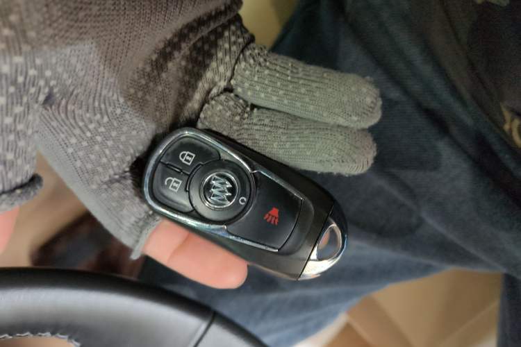 Used Buick GL8 2018 ES 28T Premium Model China VI Standard