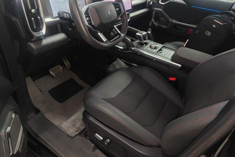 Used JETOUR Traveler 2023 2.0T All-Wheel-Drive CrossPRO Left Front Seat