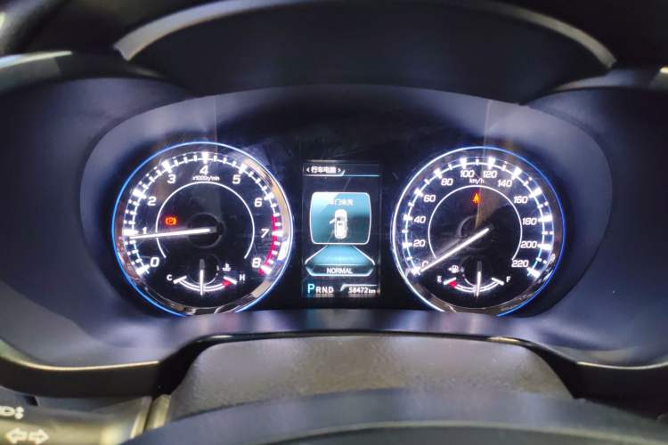 Used Changan CS95 2017 2.0T Four-Wheel Drive SmartDrive Edition
