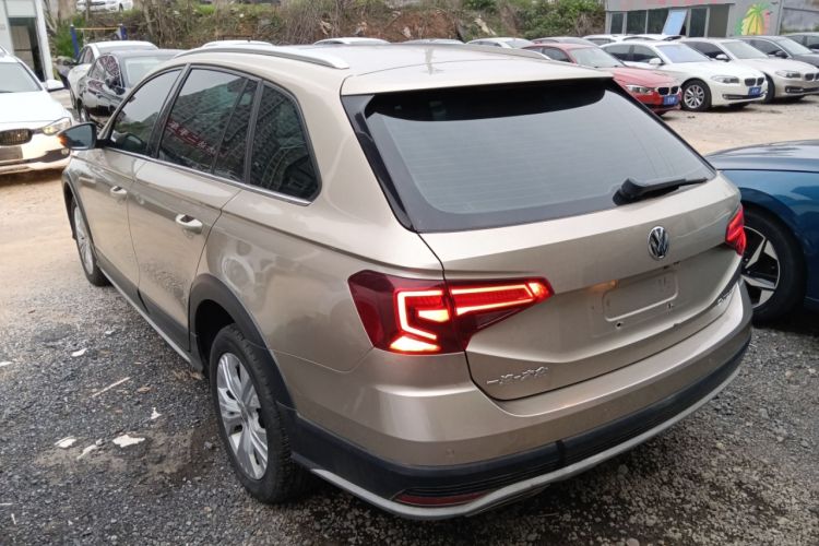 Used Volkswagen C-TREK 2018 1.5L Automatic Comfort Model Rear Left 45 Deg