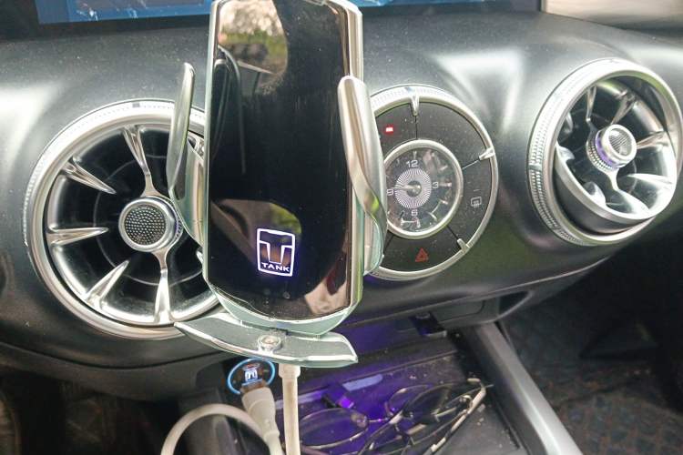 Used Tank 300 2021 Off-Road Edition 2.0T Conqueror Audio And AC Panel