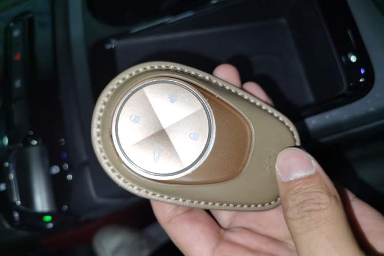 Used Nio ES8 2018 355 km Base Version 7-Seater Edition
