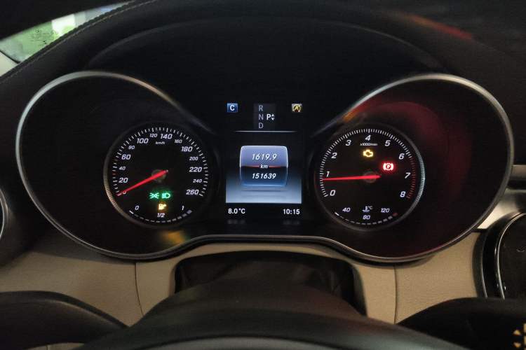 Used Mercedes-Benz C-Class 2015 Facelift C 200 L
