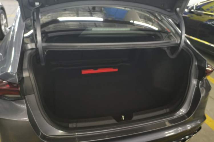 Used GAC Trumpchi EMPOW 2024 270T DCT Yingbao S Edition Trunk