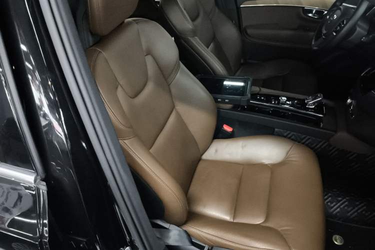 Used Volvo XC90 2021 B5 SmartDrive Luxury Edition 5-seater