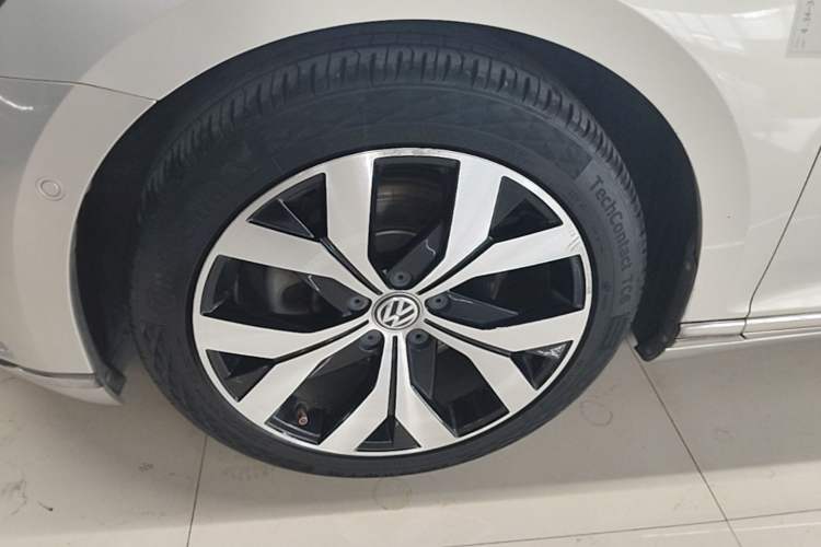 Used Volkswagen Magotan 2018 330TSI DSG Luxury Model