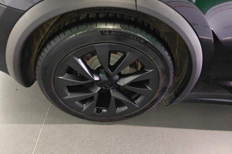 Used Tesla Model X 2023 Dual-Motor All-Wheel-Drive Version