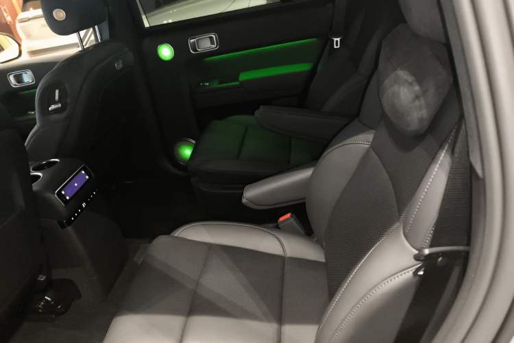 Used Li Auto L9 2024 Ultra Model
