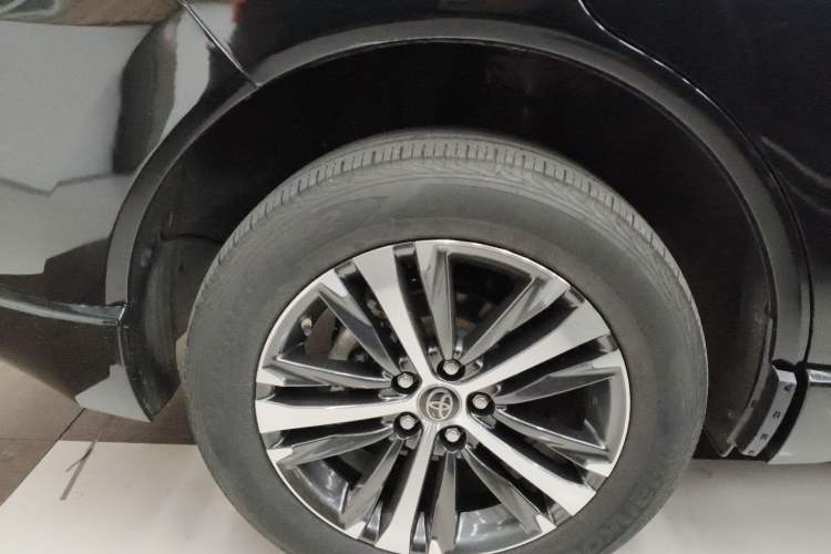 Used Toyota Venza 2022 2.0L CVT Two-Wheel Drive Luxury Edition
