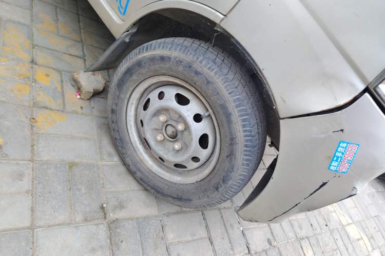 Used CHANGAN KAICHENG Star 2 2012 1.0L Base Version JL466Q9 Right Front Wheel Hub