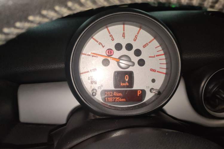 Used MINI Clubman 2011 1.6L COOPER Fun Instrument Cluster