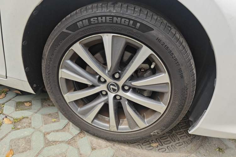 Used Lexus ES 2020 200 Excellence Edition Right Front Wheel Hub