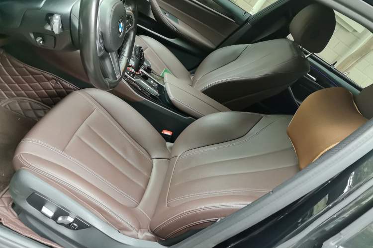 Used BMW 5 Series 2019 525Li M Sport Package Left Front Seat