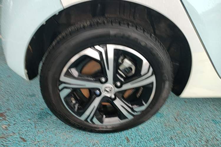 Used CHANGAN Benni E-Star 2022 Qingxin Edition Colorful Model Lithium Iron Phosphate
