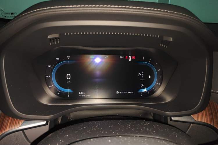 Used Volvo XC60 2023 B5 4x4 Smart Luxury Edition