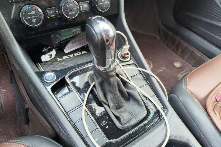 Used Volkswagen Lavida 2019 280TSI DSG Luxury Edition China VI Standard