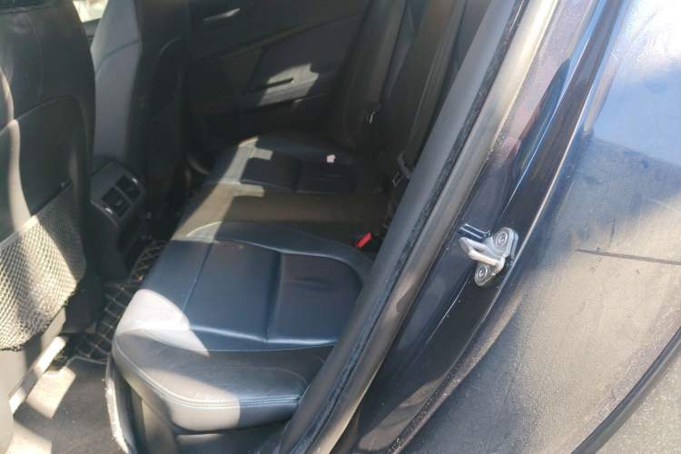 Used Jaguar XE 2017 2.0T 200 PS R-Sport
