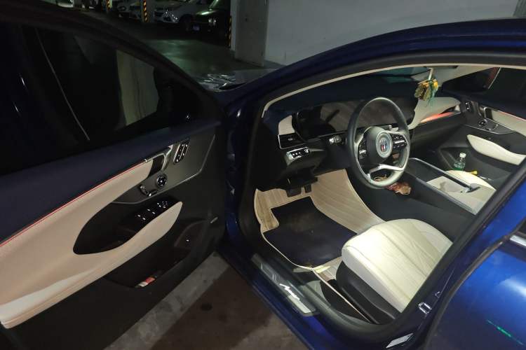 Used Buick LaCrosse 2024 Avia Edition Driver Seat